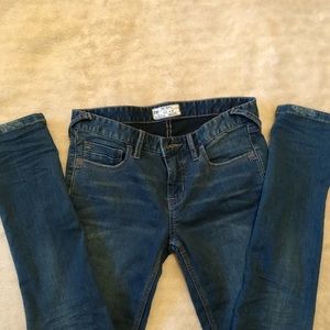 Free People stretch skinny jeans size 28